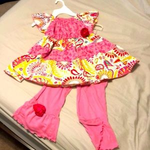 Girls size 6 bell bottom outfit